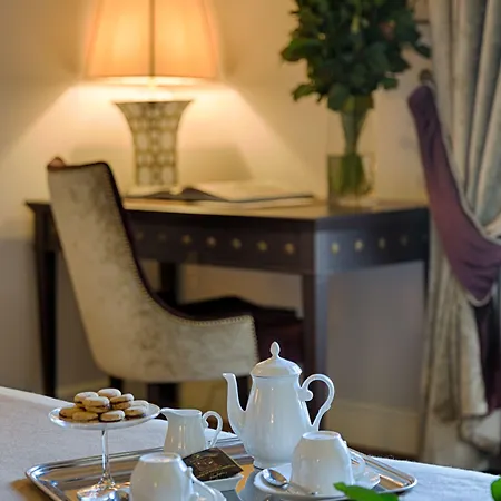 Hotel Palazzo Roselli Cecconi 3*